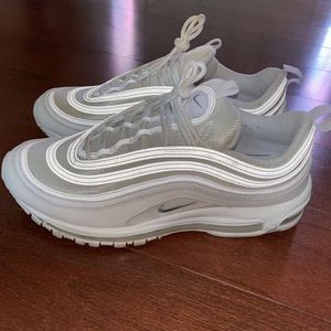 Men's Nike Air Max 97s size 11